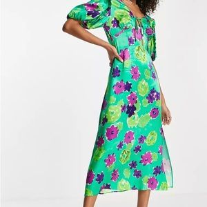 Like New Topshop graphic floral midi angel sleeve dress in green